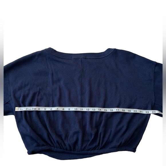 Free People We the Free dark blue stretchy balloon long sleeve top size small - Picture 7 of 11
